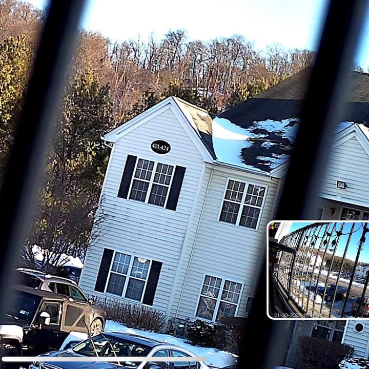 Zoomed-in daylight footage from the EZVIZ C8PF.