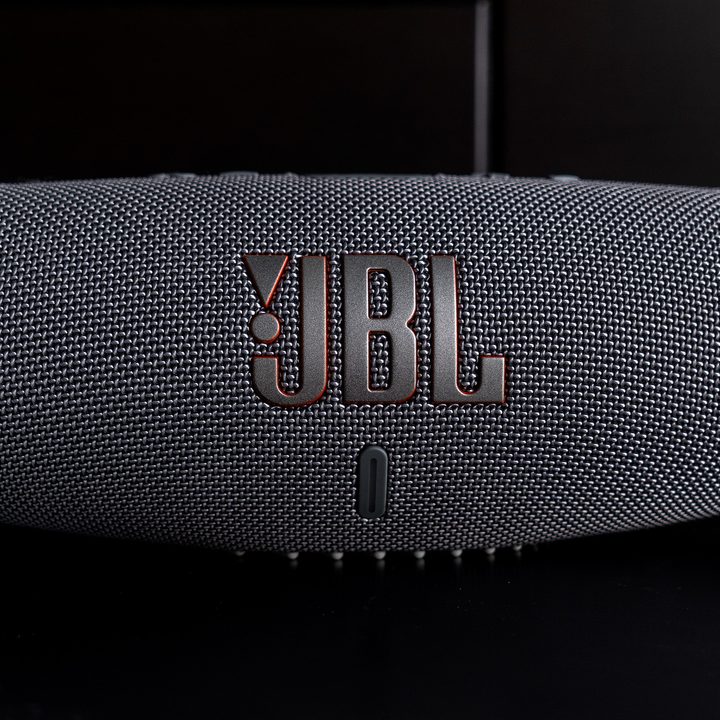 jbl charge 5 review hero