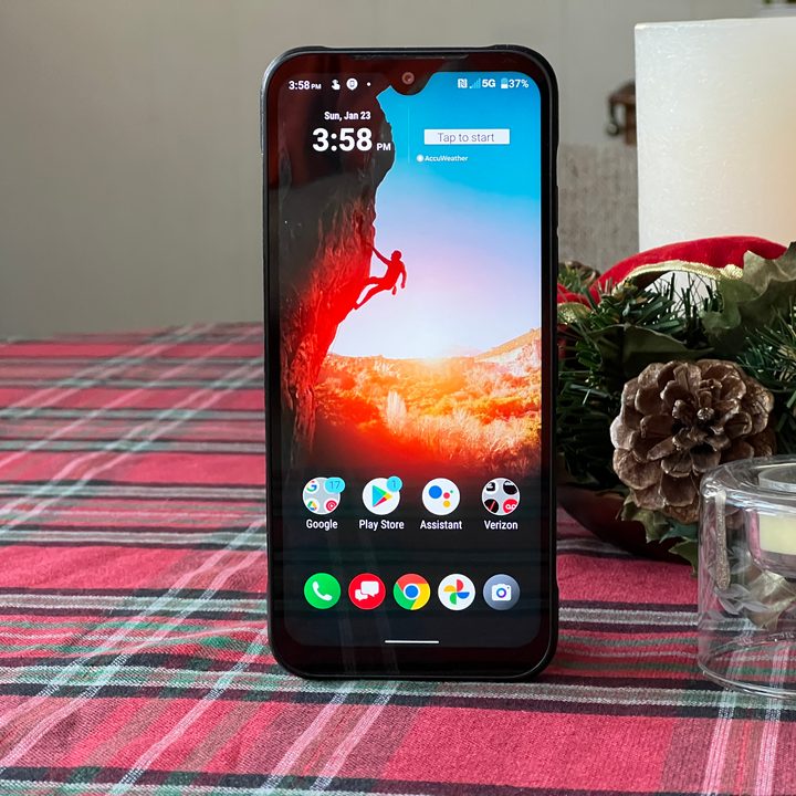 The Kyocera Durasport 5G is a rugged phone that doesn't look the part.