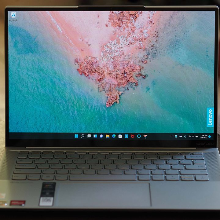 The display on the Lenovo IdeaPad Slim 7 Carbon.