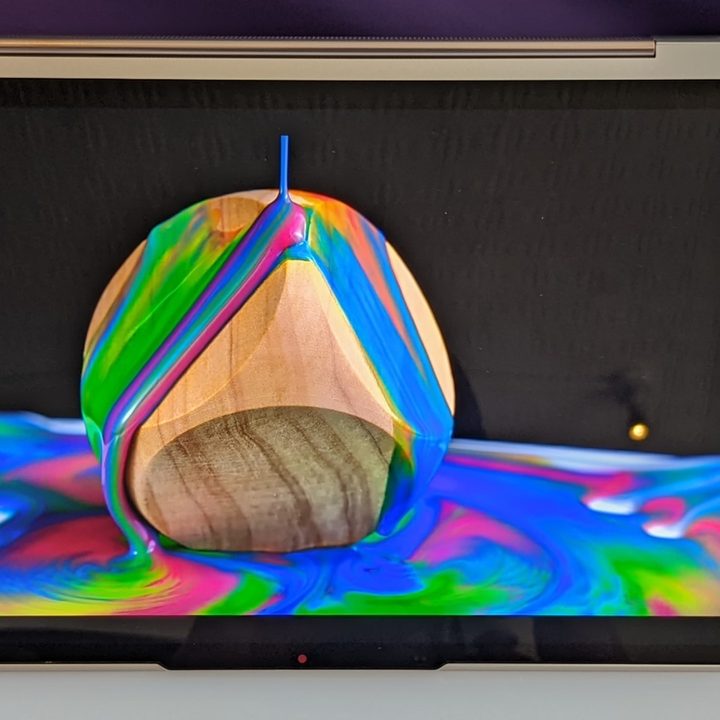 Lenovo Yoga 9i display.