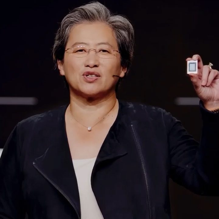 AMD CEO LIsa Su showing off new Ryzen 6000 CPU.