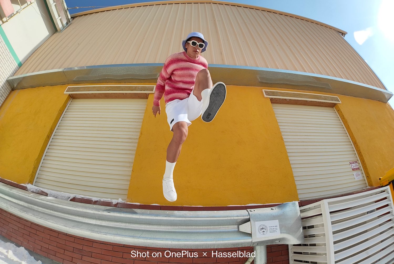 OnePlus 10 Pro fish-eye mode image sample.