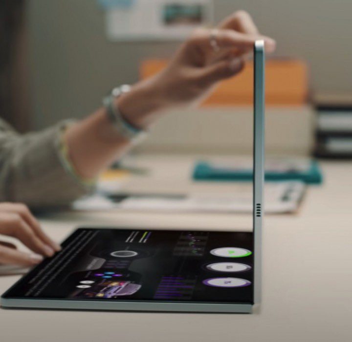 Samsung foldable laptop concept image.