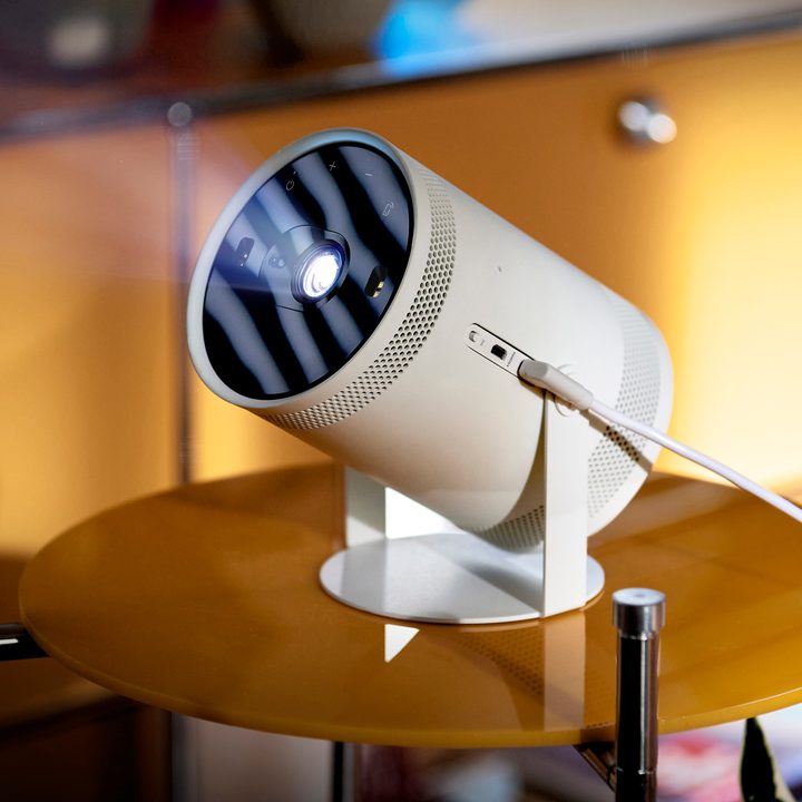 Samsung Freestyle projector.