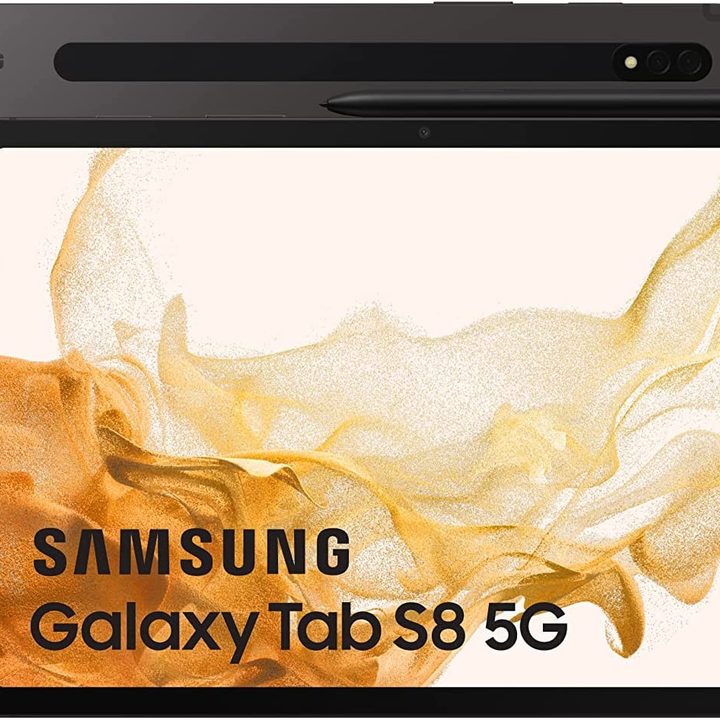 Samsung Galaxy Tab S8 render in black.