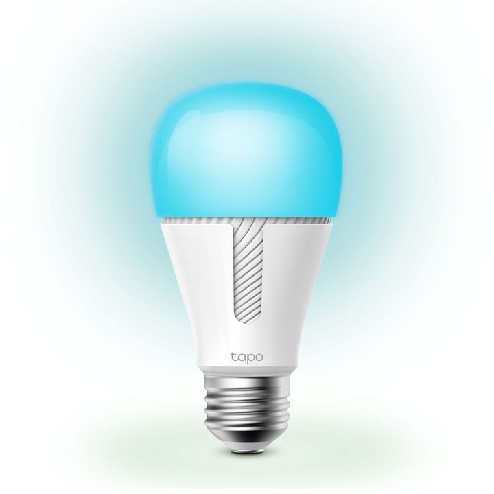 Tapo L535 light bulb on a white background.
