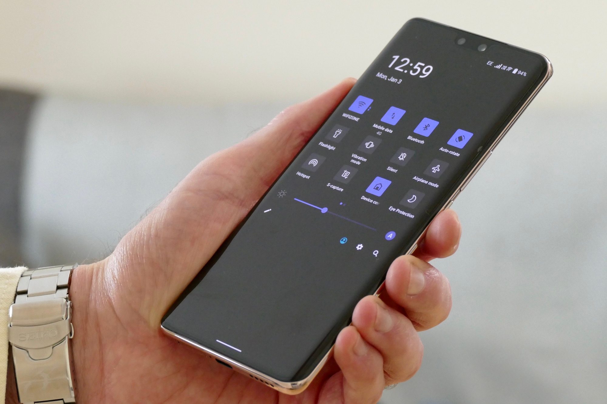 Vivo V23 Pro quick settings.