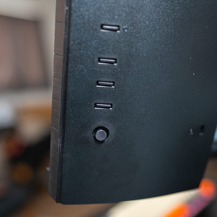 Controls on the Acer Predator X28.