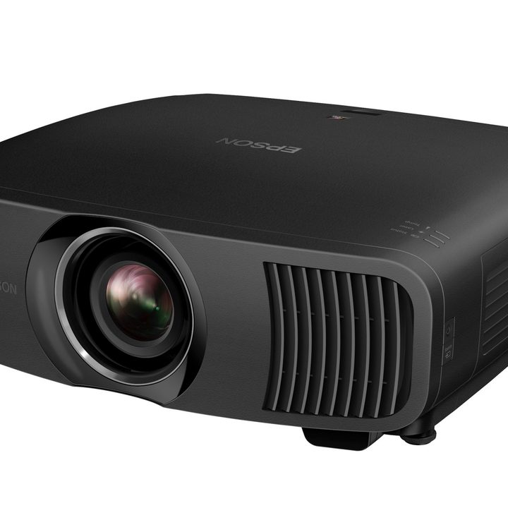 Epson Pro Cinema LS12000, front view.