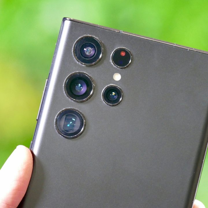 The Galaxy S22 Ultra's camera module.