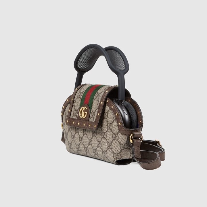 Gucci AirPods Max case right side.