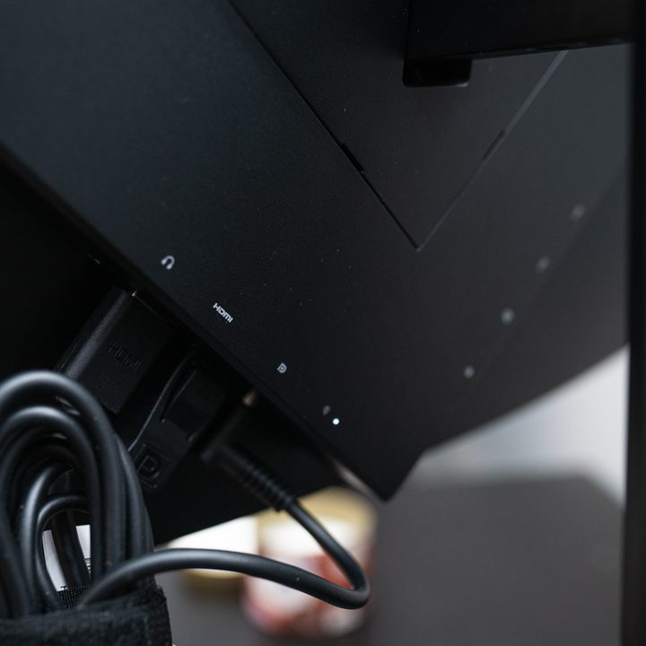 Ports on the HP Omen 27c.