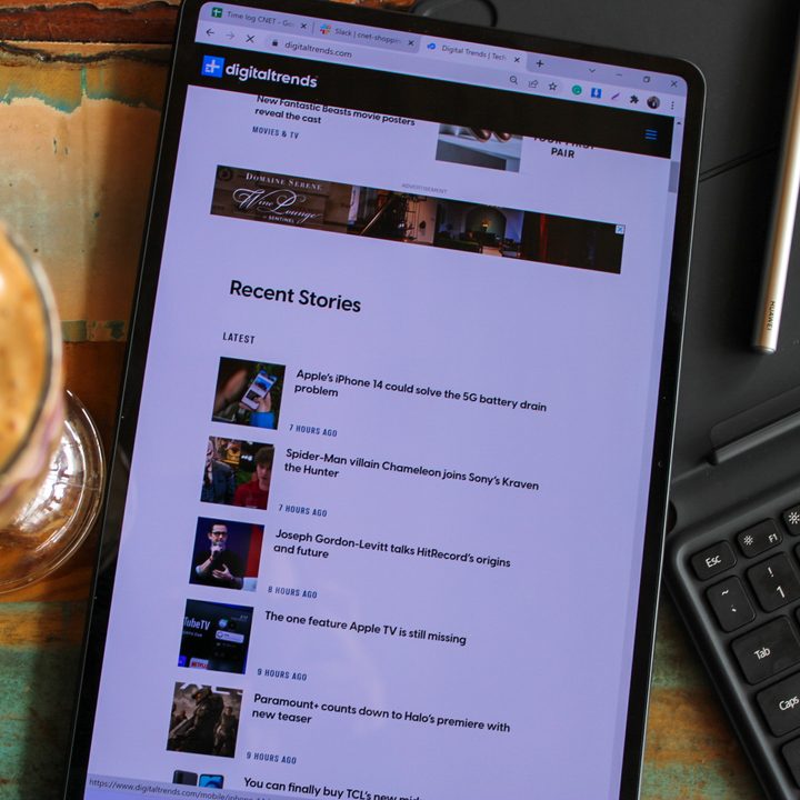 Huawei MateBook E display.