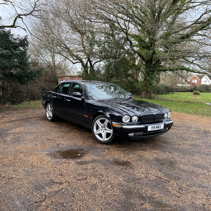 Apple iPhone 13 Pro photo of a car.