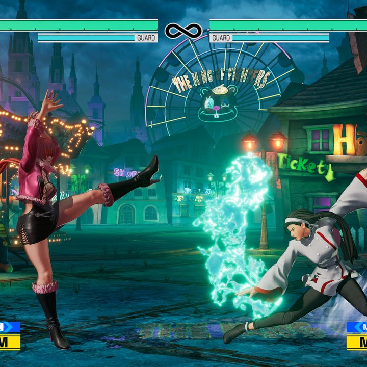 Shermie and Chizuru fight in KOF 15.