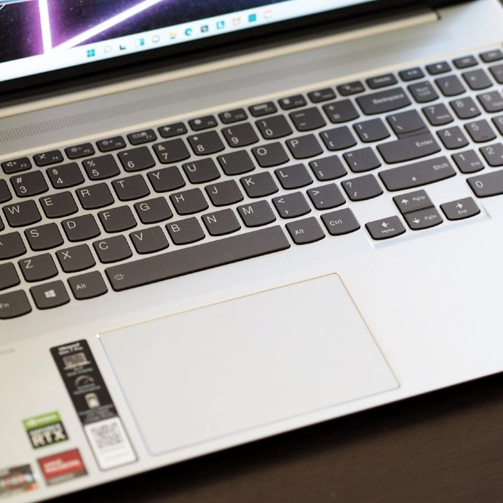 The keyboard and touchpad of the Lenovo IdeaPad Slim 7 Pro.