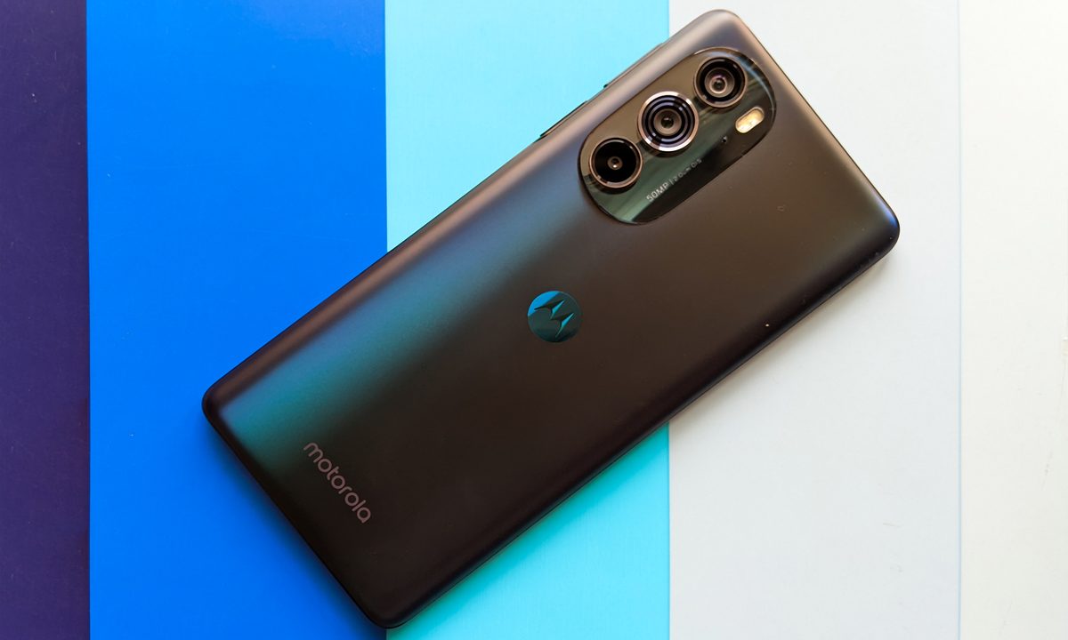 Motorola Edge Plus 2022 on a background with multiple shades of blue.