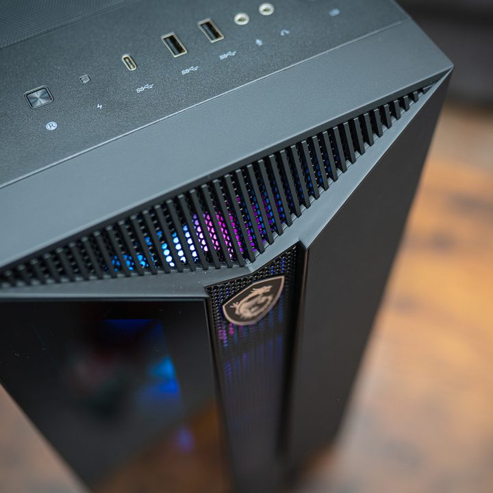 The front panel of the MSI Aegis RS 12.