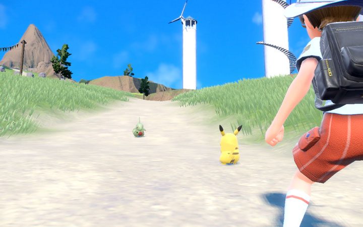Pikachu battles in Pokemon Violet and Scarlet.
