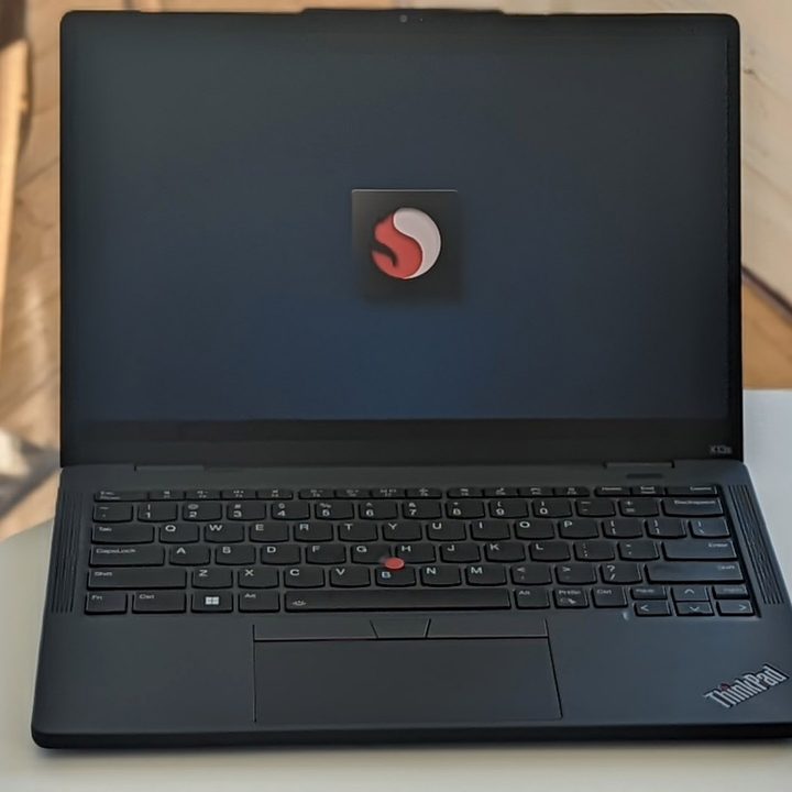 Qualcomm Snapdragon Logo on Lenovo Laptop.