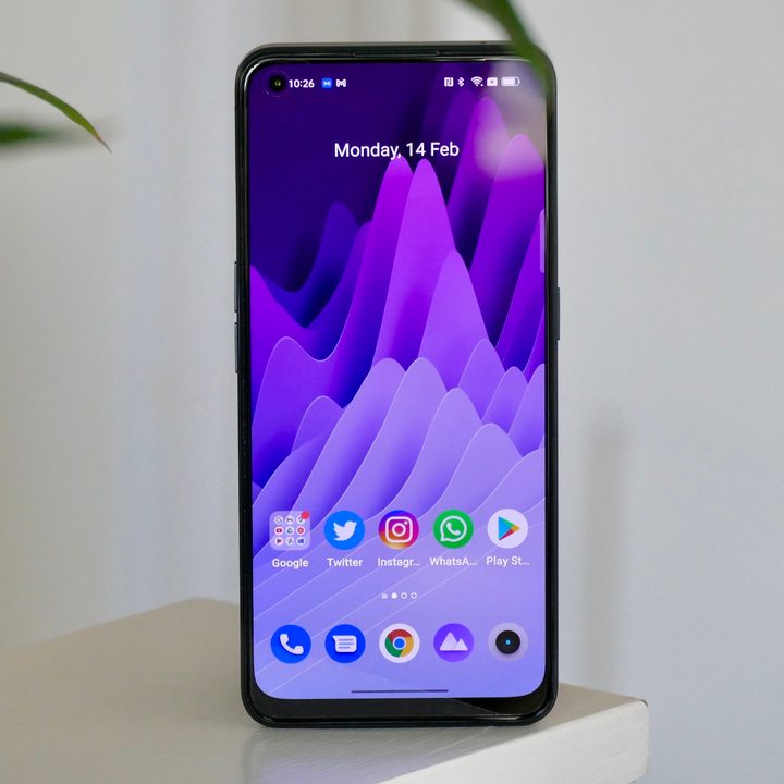 Realme 9 Pro+ screen.