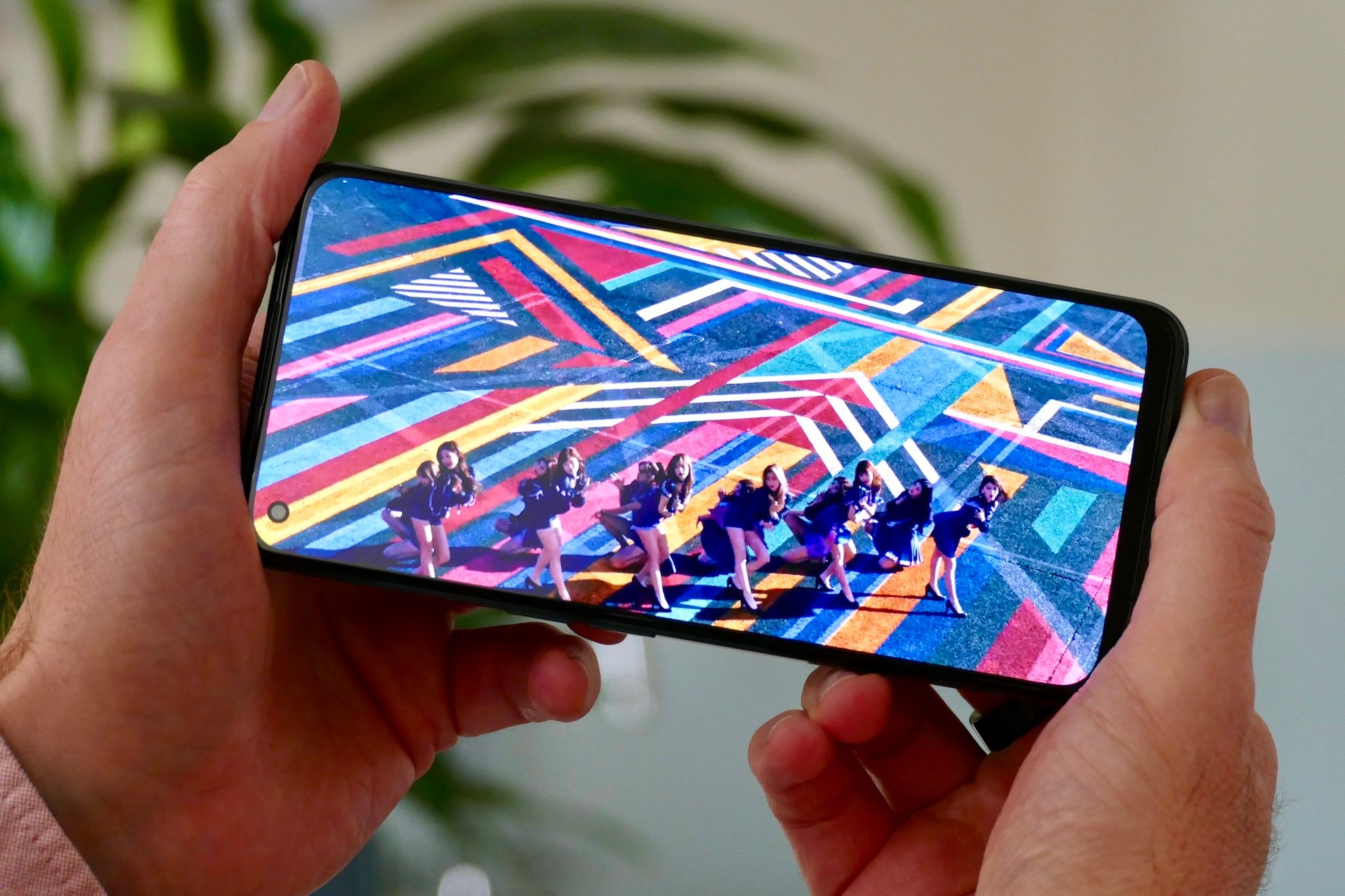 Video playing on the Realme 9 Pro+.