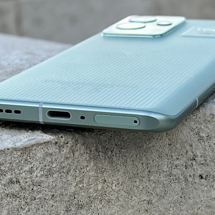 Realme GT 2 Pro charging port.
