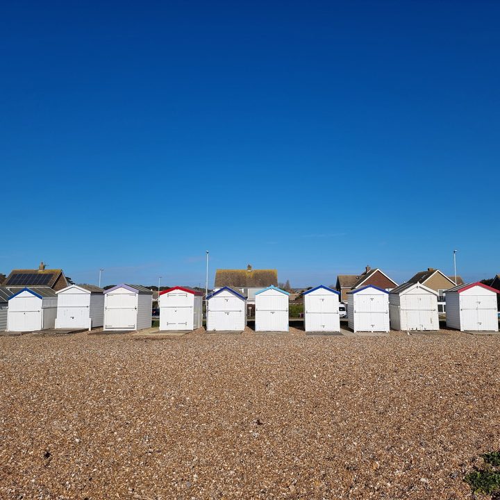 Galaxy S21 Ultra main camera photo of beach huts.