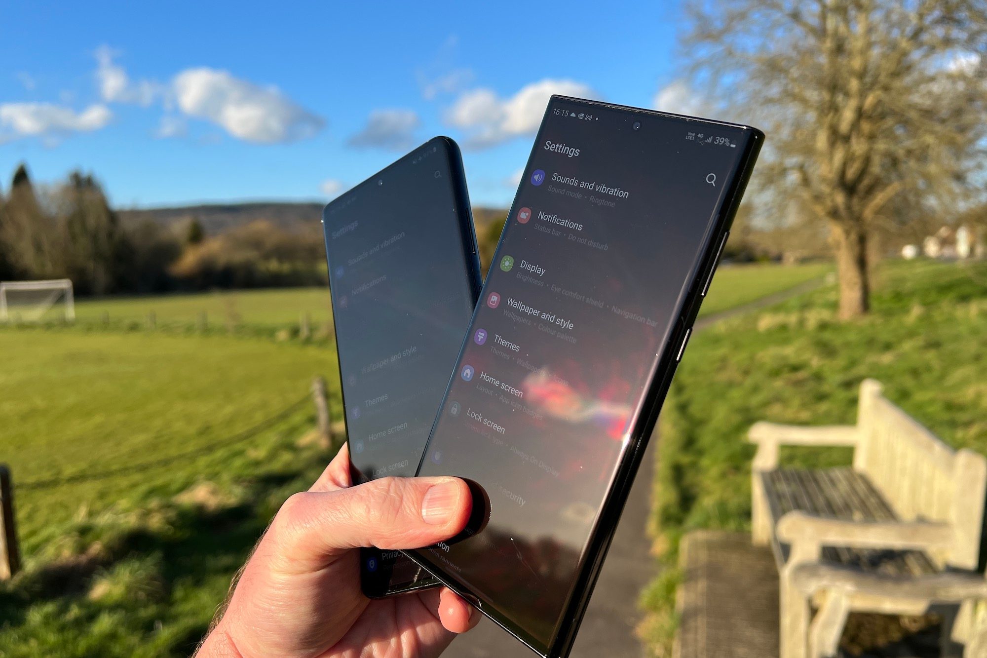 Vision Booster on the Galaxy S22 Ultra, with the S21 Ultra.