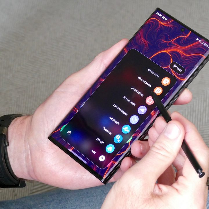 The S Pen menu on the Samsung Galaxy S22 Ultra.