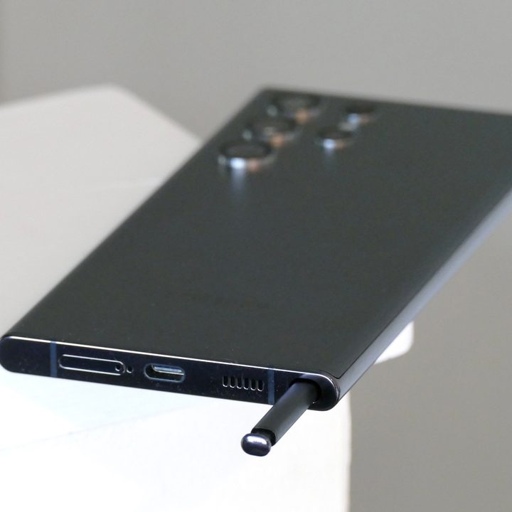 The Samsung Galaxy S22 Ultra with an S Pen in its holder.