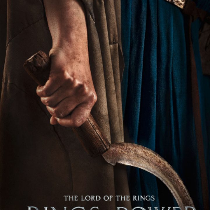 Curved sword in The Rings of Power.