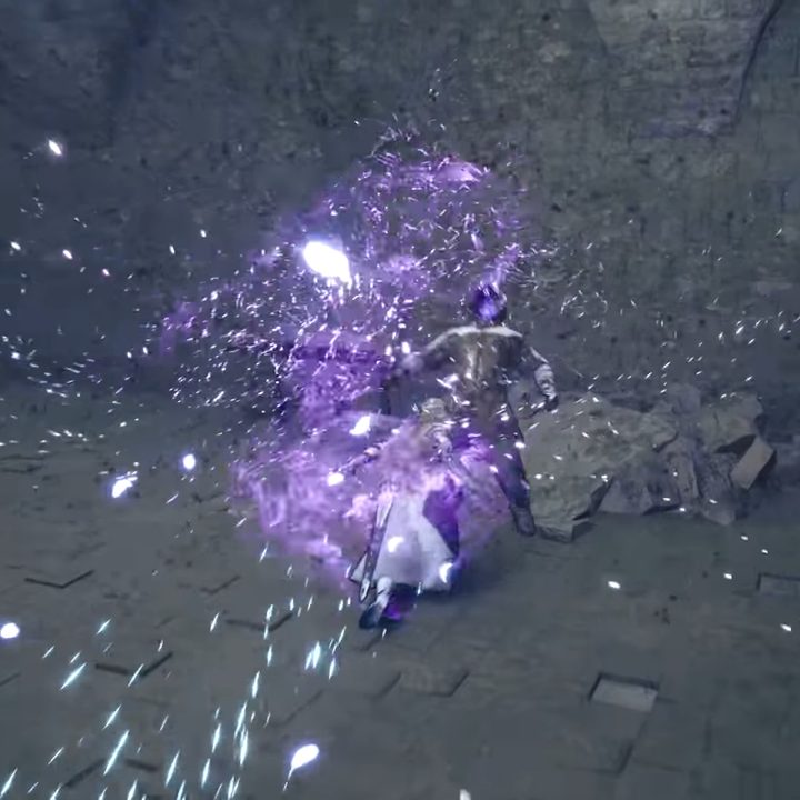 Valkyrie attacking an enemy in a purple mist in Valkyrie Elysium.
