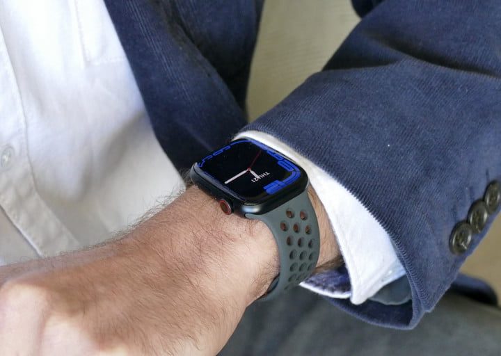 Apple Watch Series 7 on wrist.