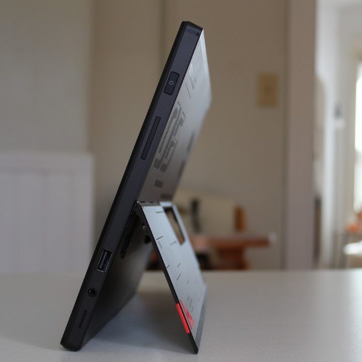 The side of the ROG Flow Z13, showing the available ports.