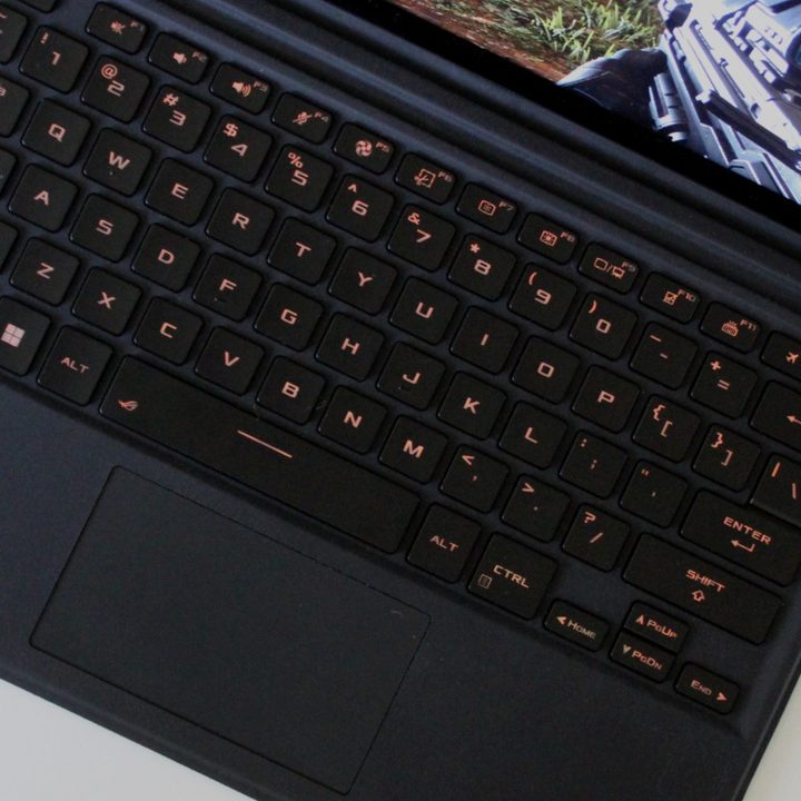 The keyboard and touchpad of the ROG Flow Z13.