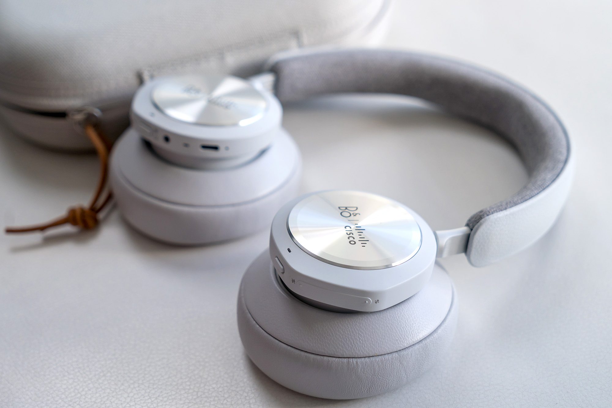 B&O Cisco 980 review: Keeping your calls comfy, clear, and secure