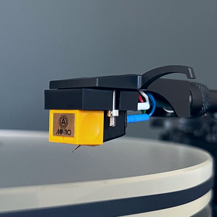 The Fluance RT85N's excellent Nagaoka MP-110 cartridge.