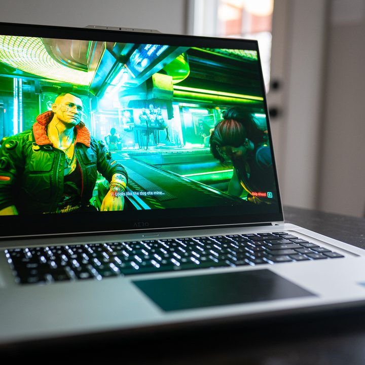 Cyberpunk 2077 running on the Gigabyte Aero 16.