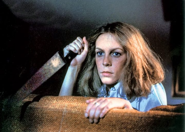 Laurie Strode is waiting with a knife for Michael Myers in Halloween