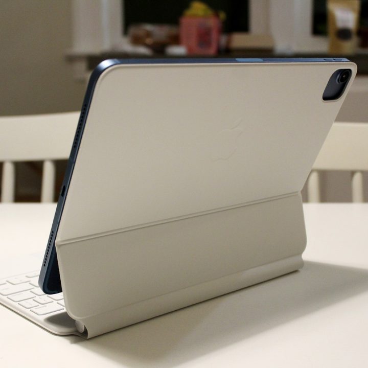The back of the iPad Air and Magic Keyboard.