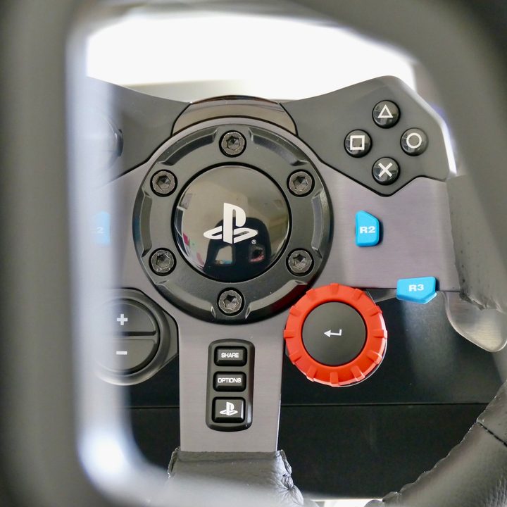 The Logitech G29 controls and PlayStation logo.