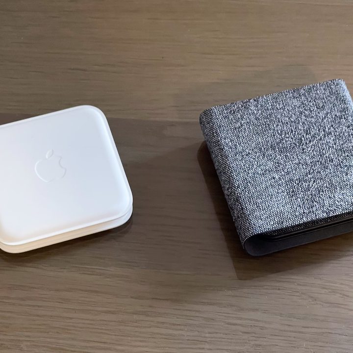 Apple MagSafe Duo and Mophie 3-in-1 MagSafe charger compared side by side when folded closed.