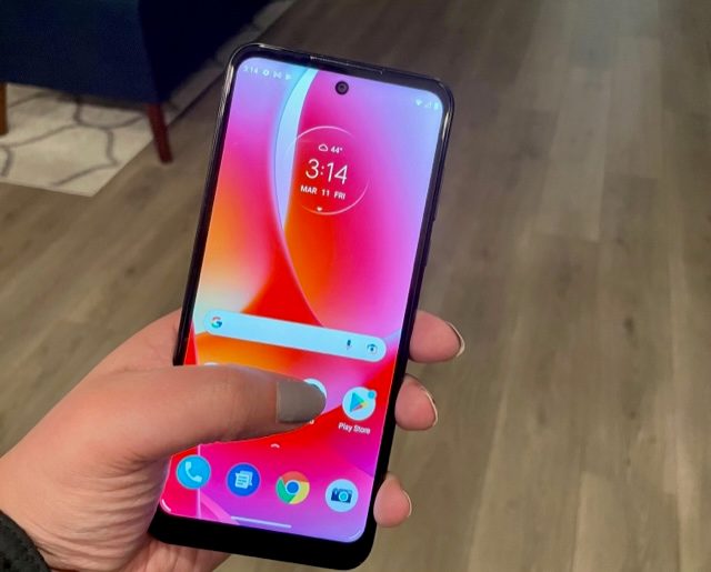 Moto G Power 2022 taken from front view.