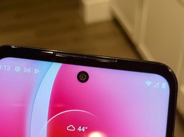 Moto G Power 2022 selfie camera close up.