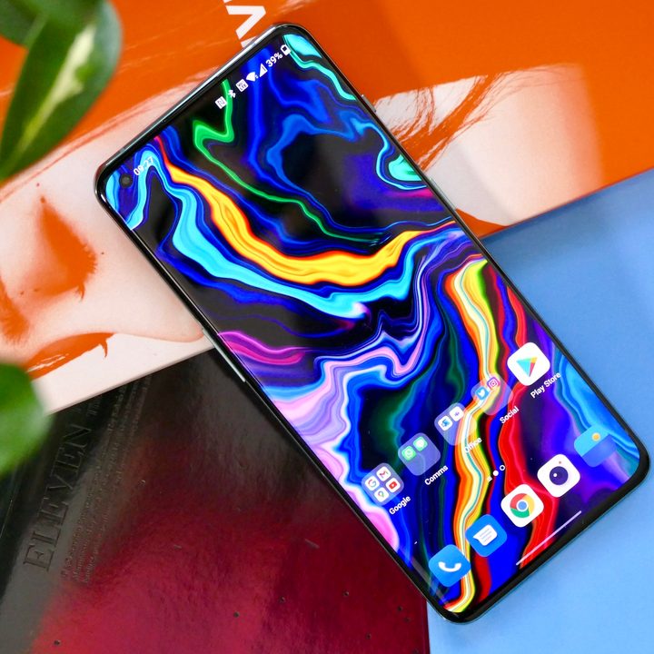 OnePlus 10 Pro's screen.