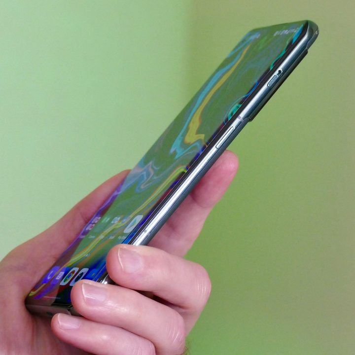 OnePlus 10 Pro seen from the side.