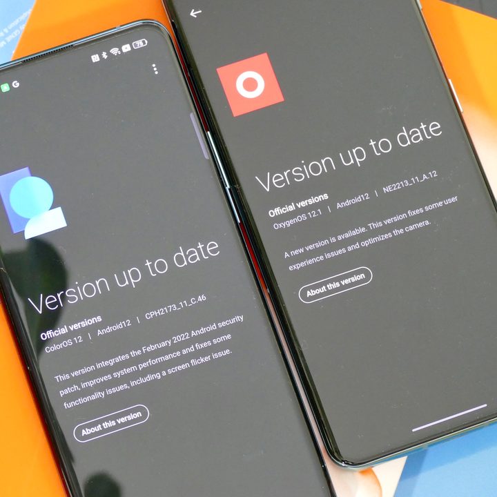 OxygenOS 12 and ColorOS 12 software pages.