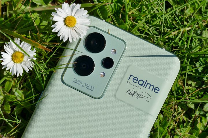 Realme GT 2 Pro camera module.
